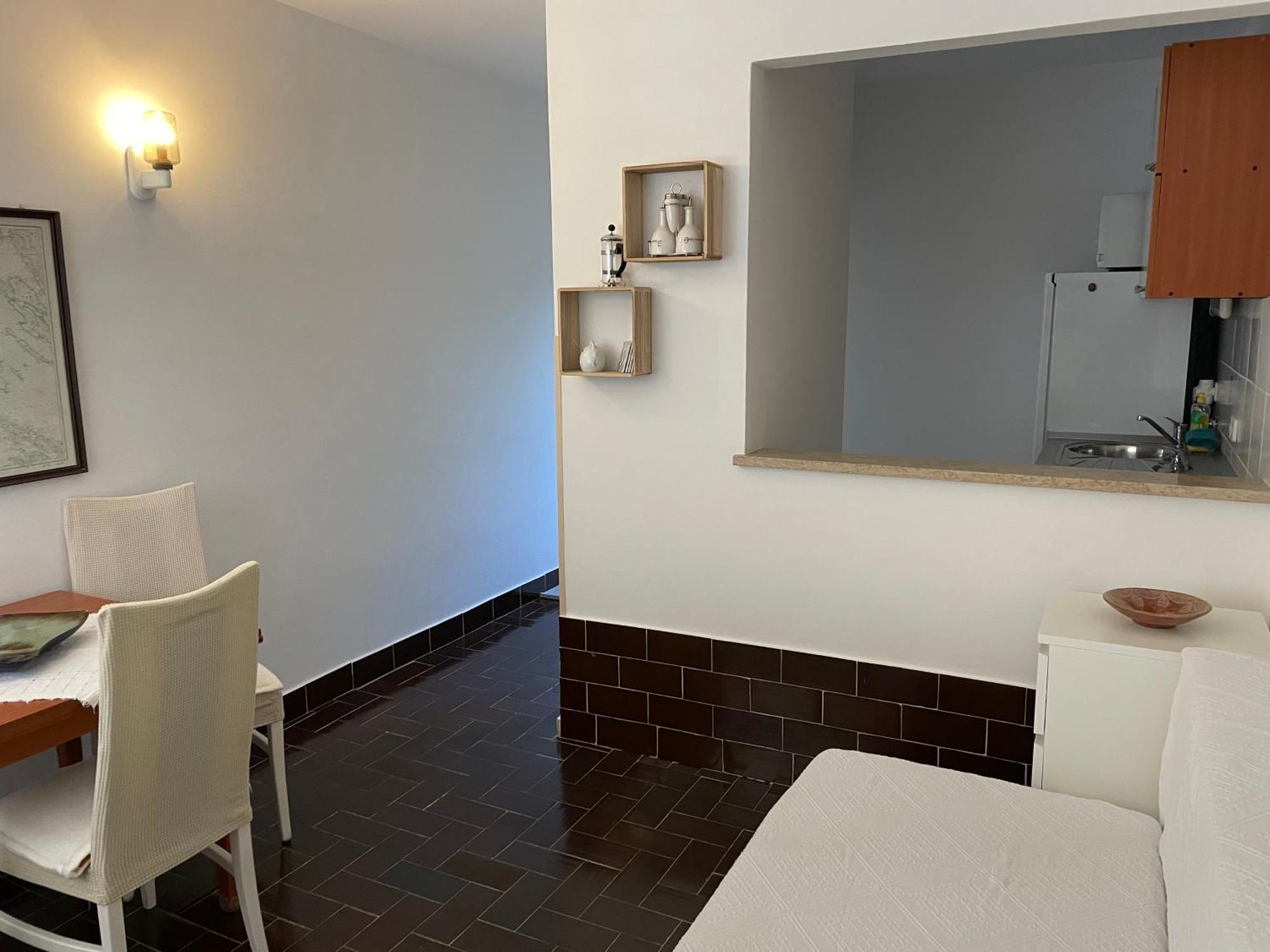 וולי לוסיניי Guesthouse Antonija מראה חיצוני תמונה
